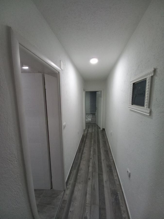 Adagio Studio Apartment Plav Kültér fotó